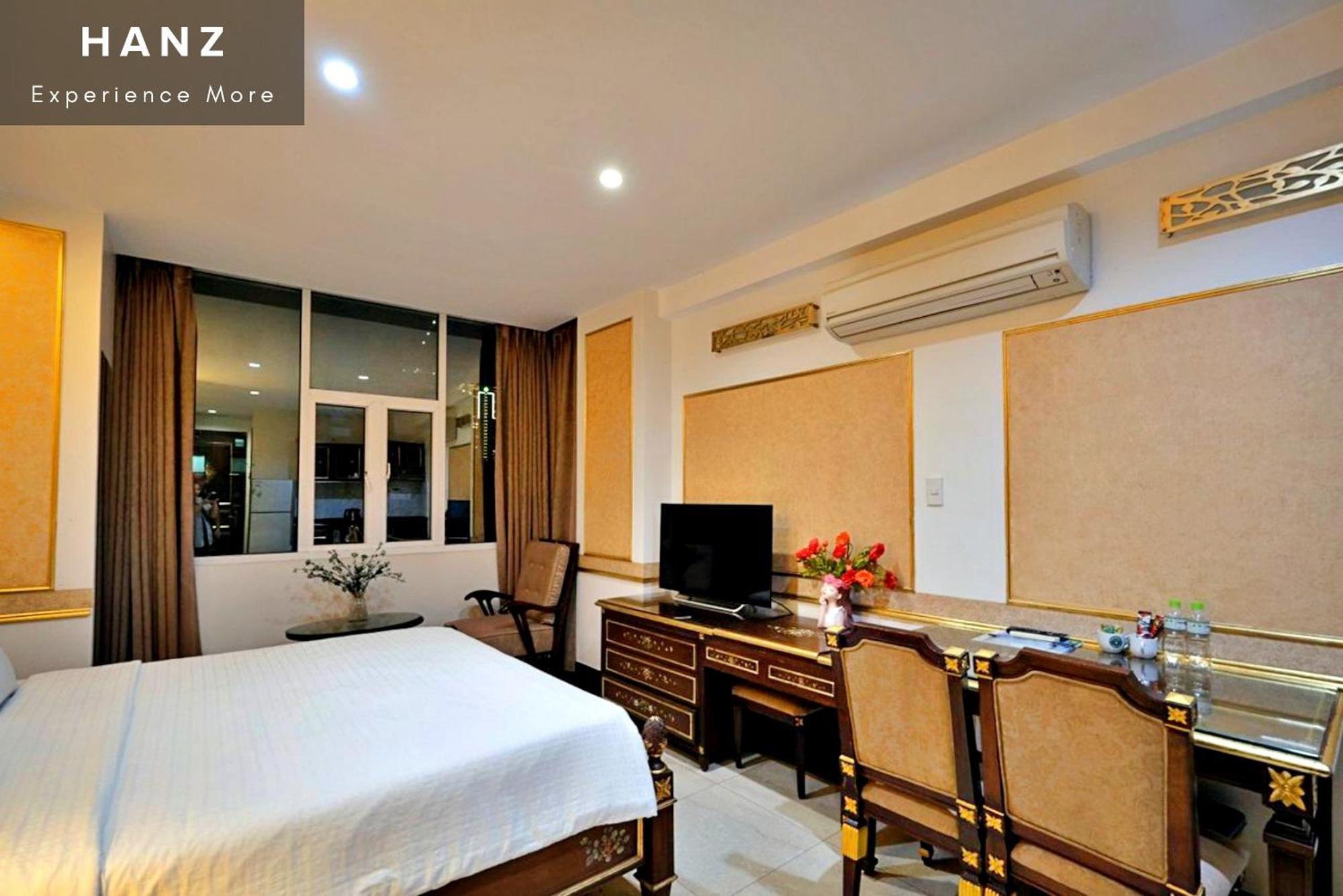 S79 Residences 345